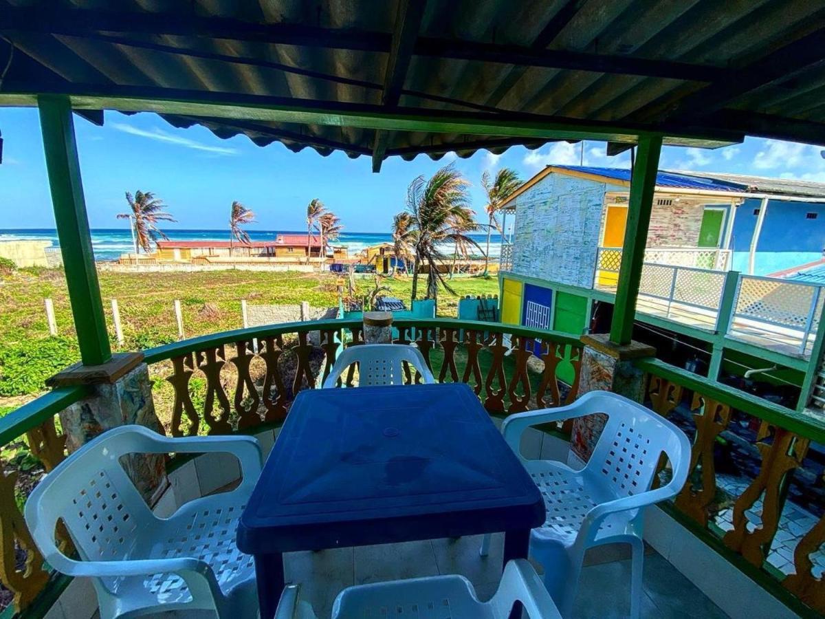 Yellow Moon Guesthouse & Apartments San Andrés Eksteriør bilde